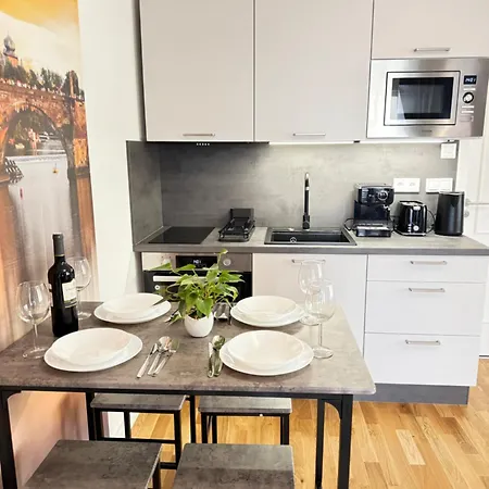New Modern-style With Balcony In The 2 *