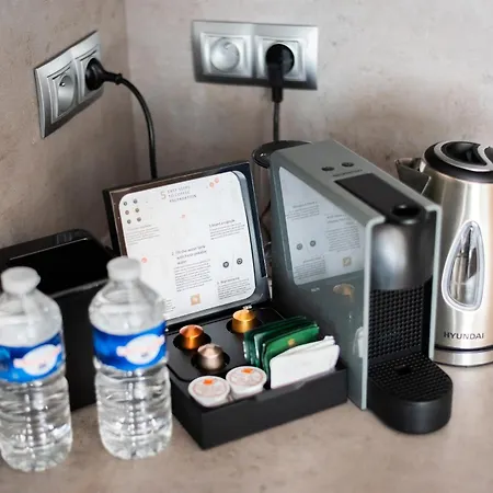 Luxury & Air-conditioned Osko Near The Center Apartment Prague