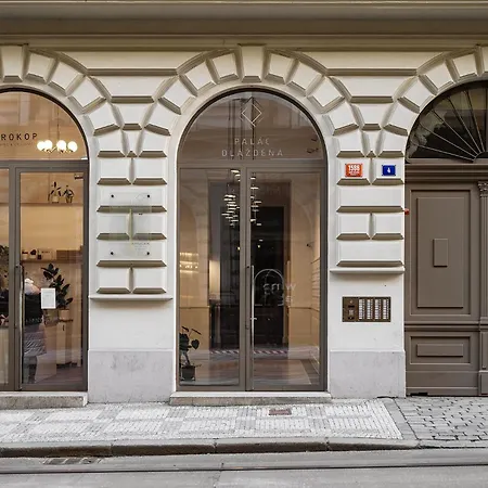 Luxury In The Center Apartment Prague
