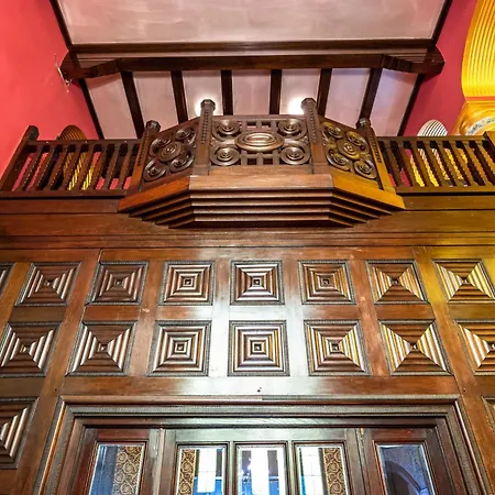 Hostel Historic 