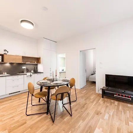 Apartment V Blizkosti Centra *