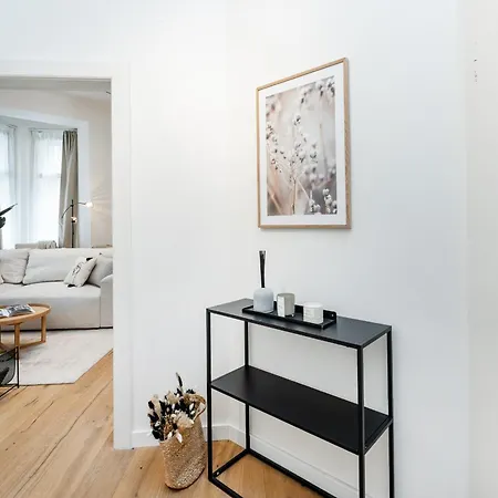 Cozy Wenceslas Square 700m Apartment, Apartment