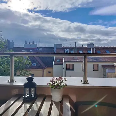 Cozy Rooftop With Balcony Apartmán *
