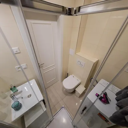 Petrska Apartment *