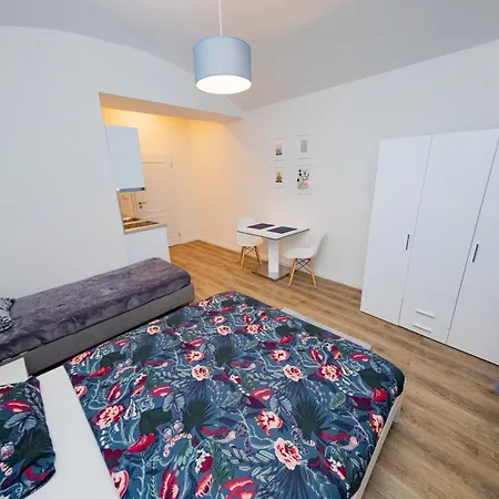 Petrska Apartment *