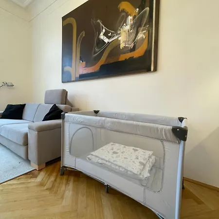 New Manes Apartment *