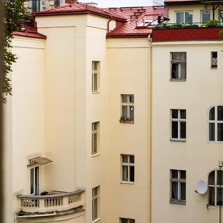 Grand Deluxe Apartment
