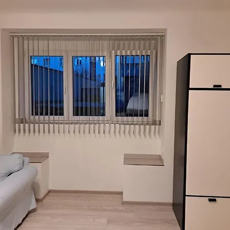 Apartment Flat Near The Vysehrad Castle