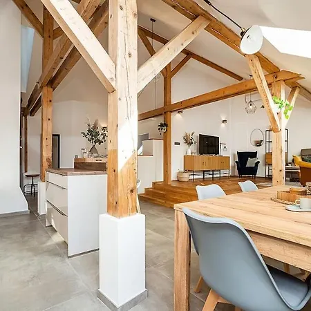 Apartment Luxurious 3 Bedroom In The Old Town *