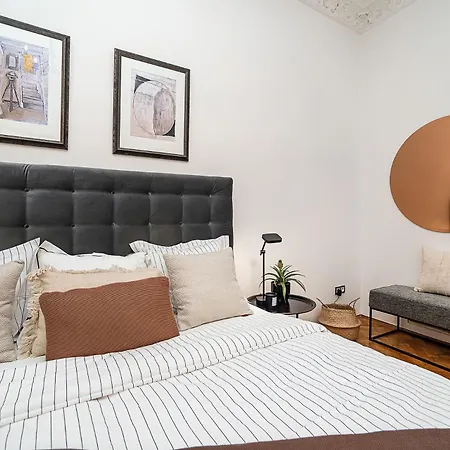 Luxurious Two-bedroom In The Old Town Prague
