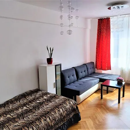 Parking Free One With Netflix In Shared Flat With A Woman In Next And Shared Bathroom And Kitchen No Invoice Privatunterkunft