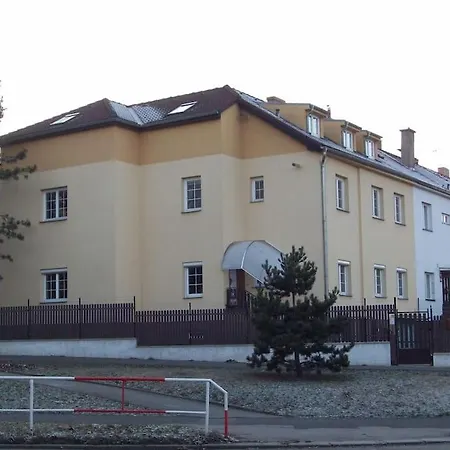 Harrison Homes 02 Prague