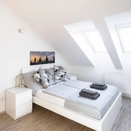 Apartment 150m² 4br Duplex Near Metro & Center