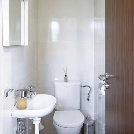 150m² 4br Duplex Near Metro & Center Apartment Prague