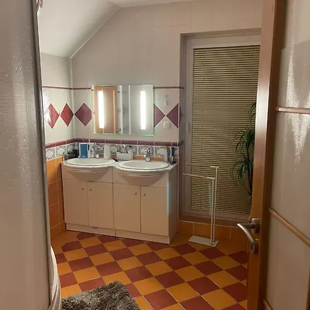 Soukroma Loznice S Terasou A Pracovnou Homestay