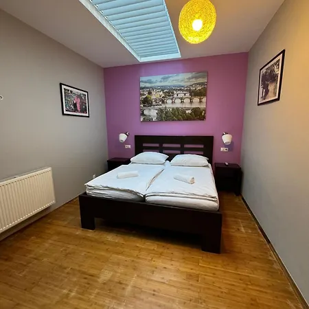 Hotel Central Studios