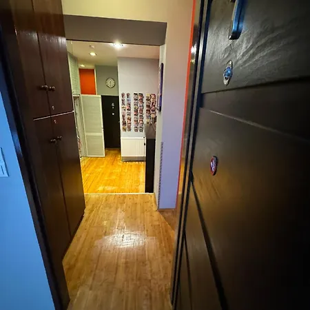 Central Studios Hotel 3*