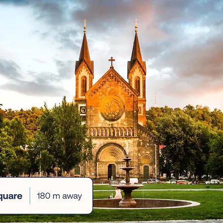 Turnkey I Karlin Square