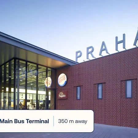 Turnkey I Karlin Square Prága