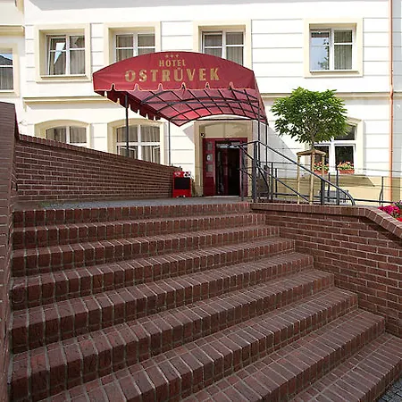 Hotel Ostrůvek