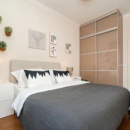 Oriental Touch River Apartment *