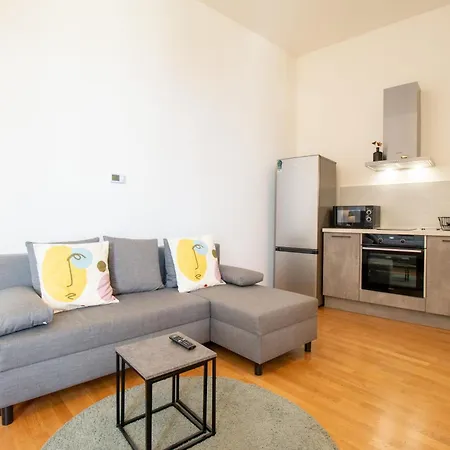 Apartment Stepanska Cr Prague