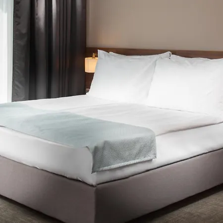 By Ihg Hotel