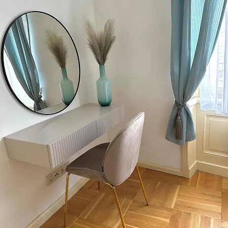 Ve Meste 2 Apartment Prague