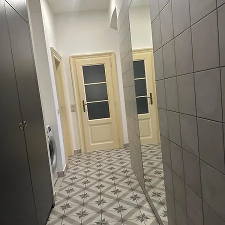 Apartment Ve Meste 2 *