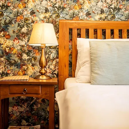 Guest house Hattrick