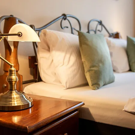 Hattrick Guest house 3*