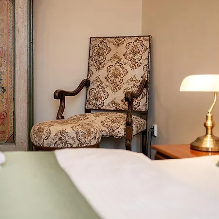 Guest house Hattrick