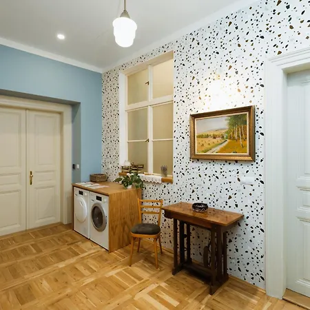 Dream Blue In Centrewenceslas Sq In Walk Apartment