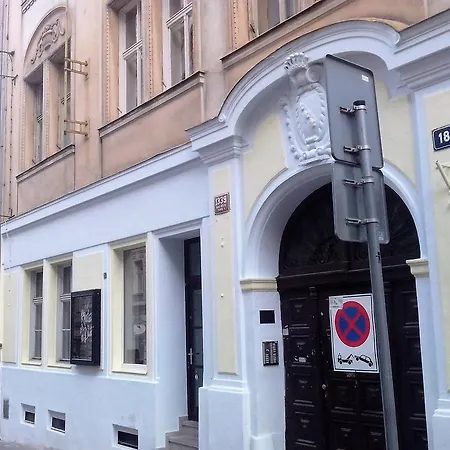 Krakovska 18 Апартаменты Прага