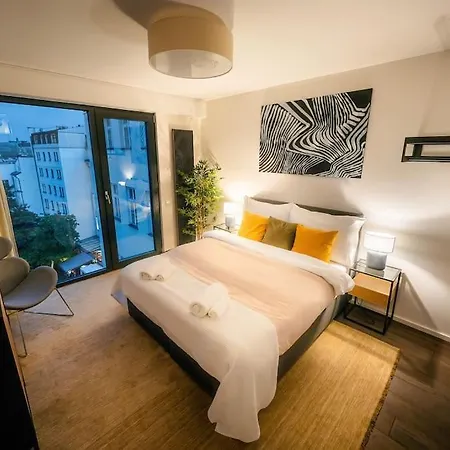 Apartment 5br+2bath Old Town Loft Luxe Brickhouse, A/c