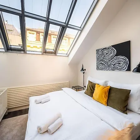 Appartement 5br+2bath Old Town Loft Luxe Brickhouse, A/c Praag