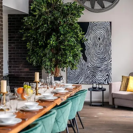 5br+2bath Old Town Loft Luxe Brickhouse, A/c Prague