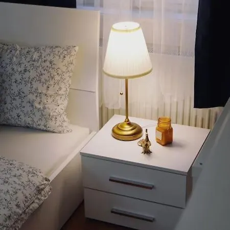 New! Mucha 3bdr Flat In Heart Of The Center Prague