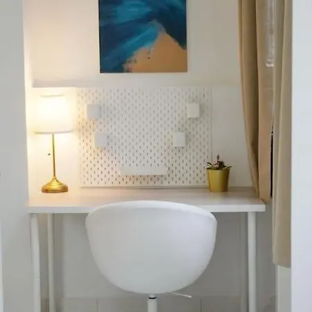 New! Mucha 3bdr Flat In Heart Of The Center Apartment *