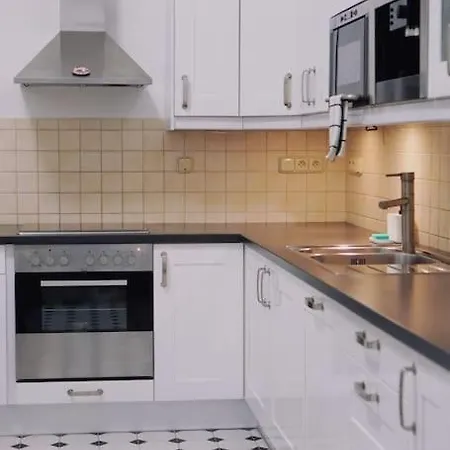 Apartment New! Mucha 3bdr Flat In Heart Of The Center Prague