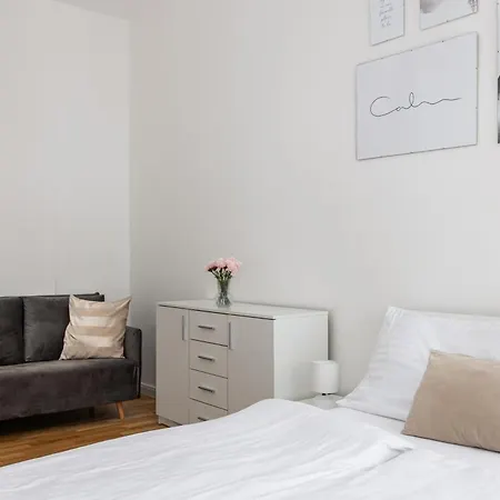 Apartment Stay2gether Beige Nest - Metro Florenc
