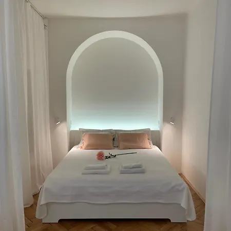 Apartmán Urban Retreat I Modern Boho In Lovely Letna District - 10 Minutes From Old Town *
