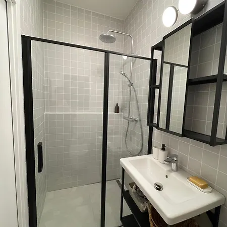 Apartmán Urban Retreat I Modern Boho In Lovely Letna District - 10 Minutes From Old Town *