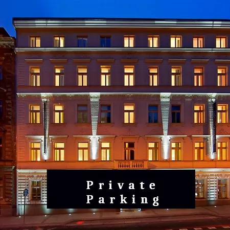Red&blue Design 4* Praga