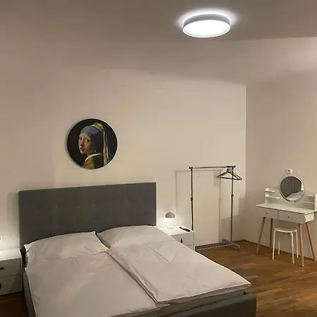 Prahabel - K10 Apartamento *