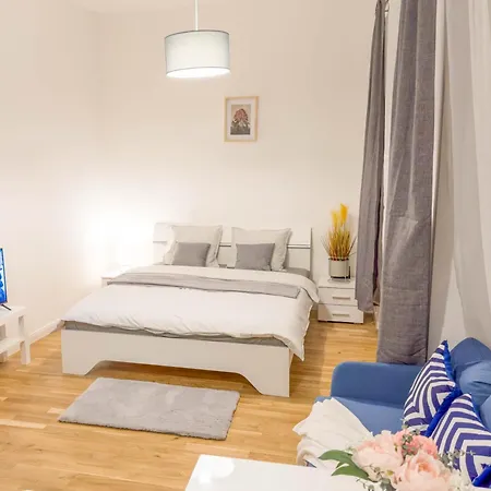 Cozy In 1 Next To Florenc Station