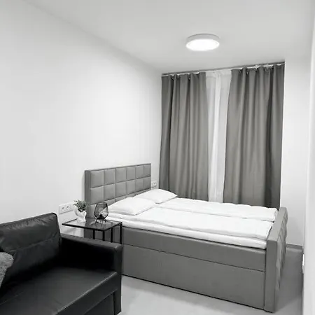 Apartment New Modern Large In New Town 3bdr