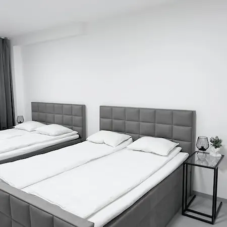 New Modern Large In New Town 3bdr Prague