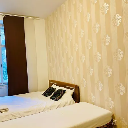 Aparthotel In 2 Square