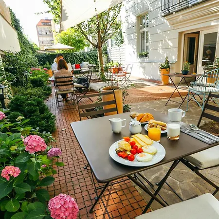 Hotel Boutique Klarov 4*